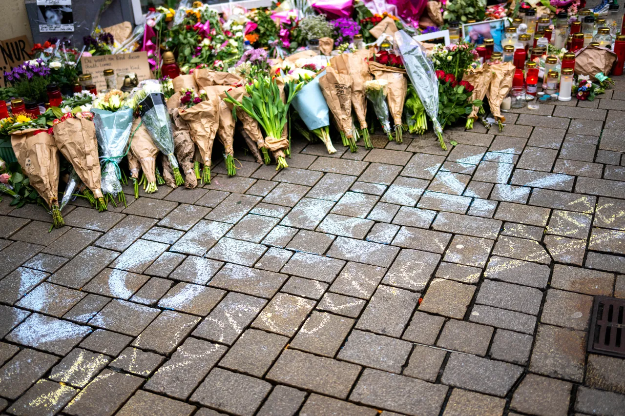 „Gerechtigkeit für Lorenz“: Demo nach tödlichen Polizeischüssen - Rassismusvorwurf